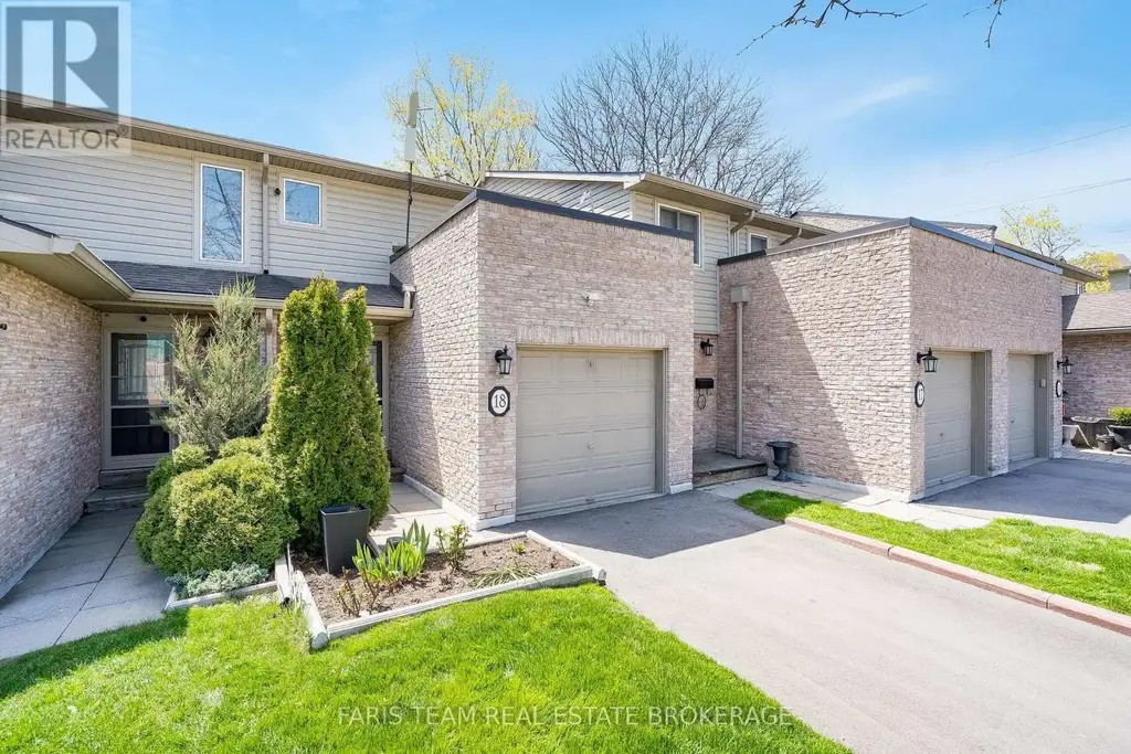 18 - 2075 Asta Drive, Mississauga (Cooksville)