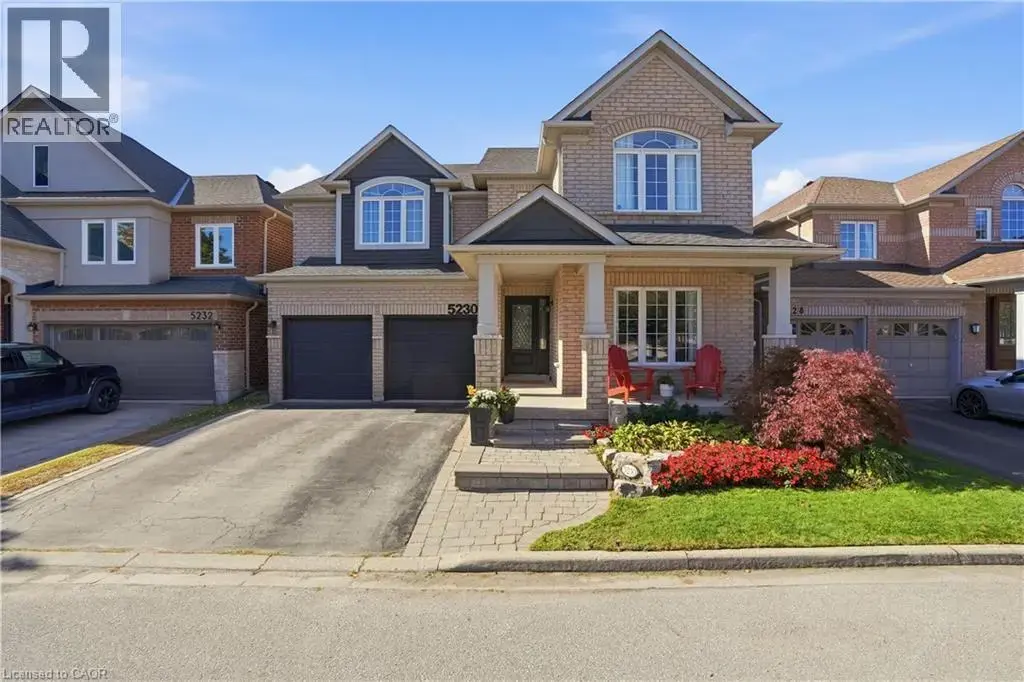 5230 Rome Crescent, Burlington