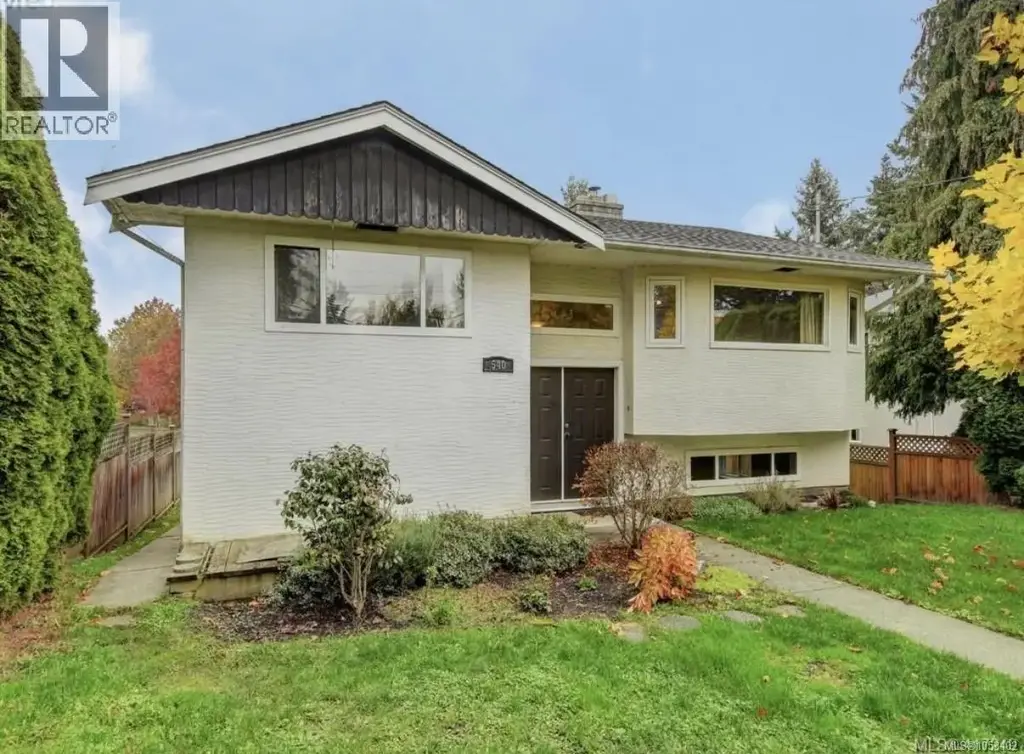 540 Whiteside St, Saanich