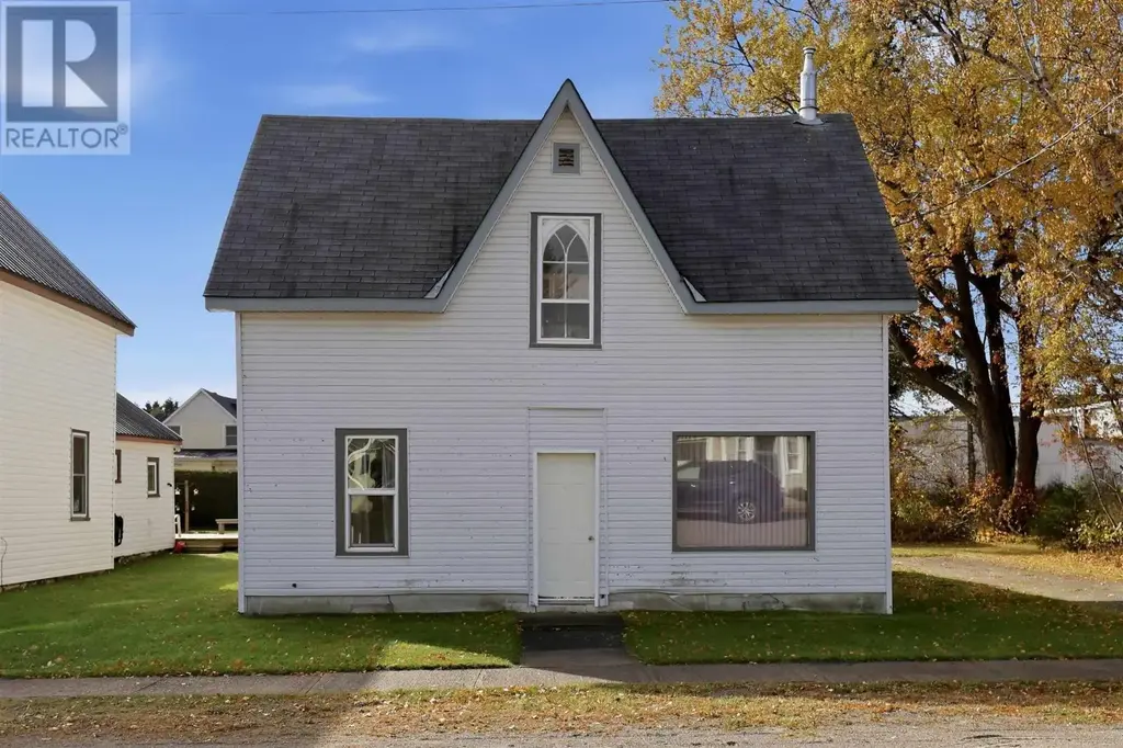 11 Huron St E, Thessalon