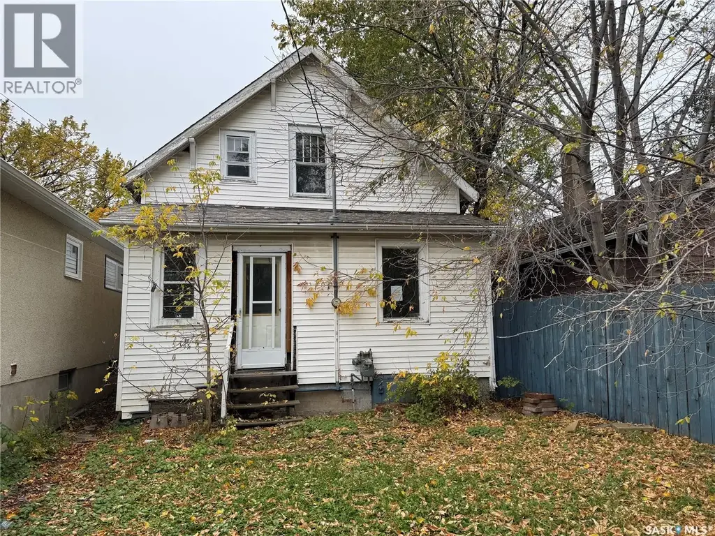 963 Montague Street, Regina