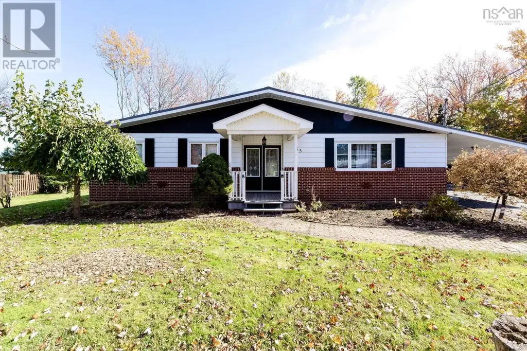 35 35 Cedar Drive, Stellarton