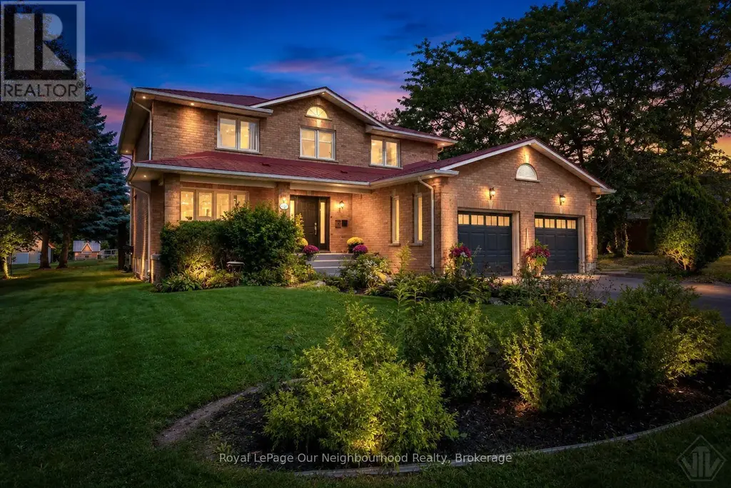 34 Bradley Boulevard, Clarington