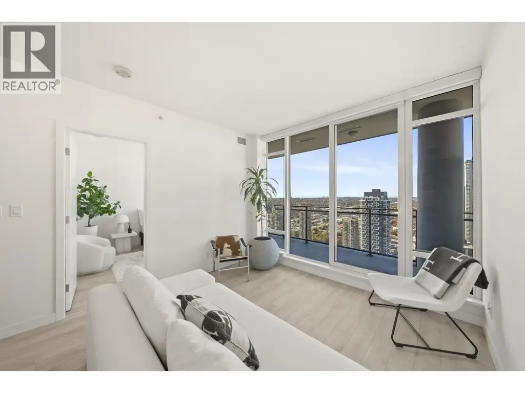 3601 2085 Skyline Court, Burnaby