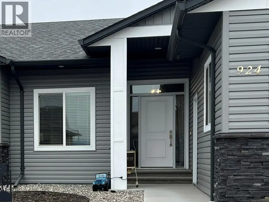 924 9th Avenue, Vernon