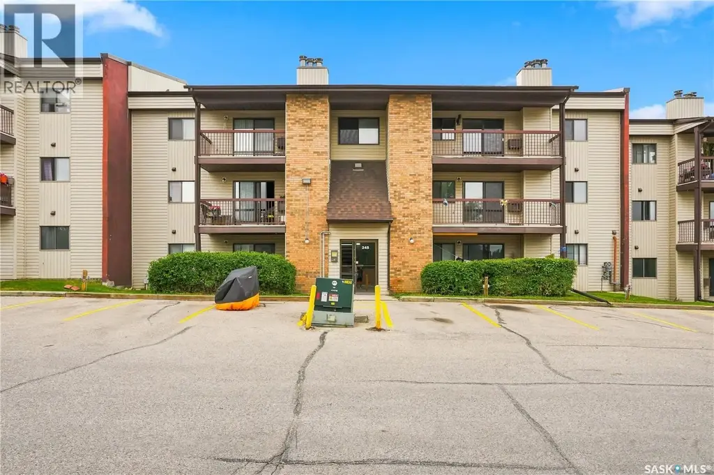 302 345 Kingsmere Boulevard, Saskatoon