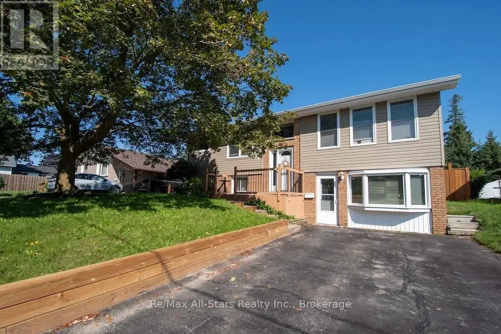 4 Daniel Court, Kawartha Lakes (Lindsay)