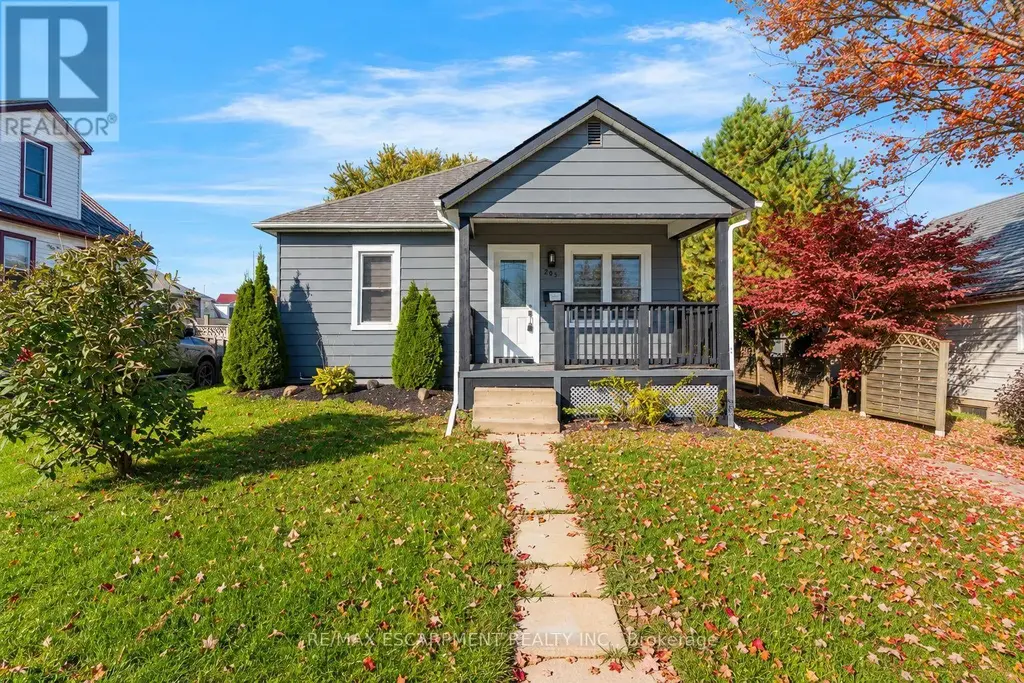 205 Stanley Street, Norfolk (Simcoe)