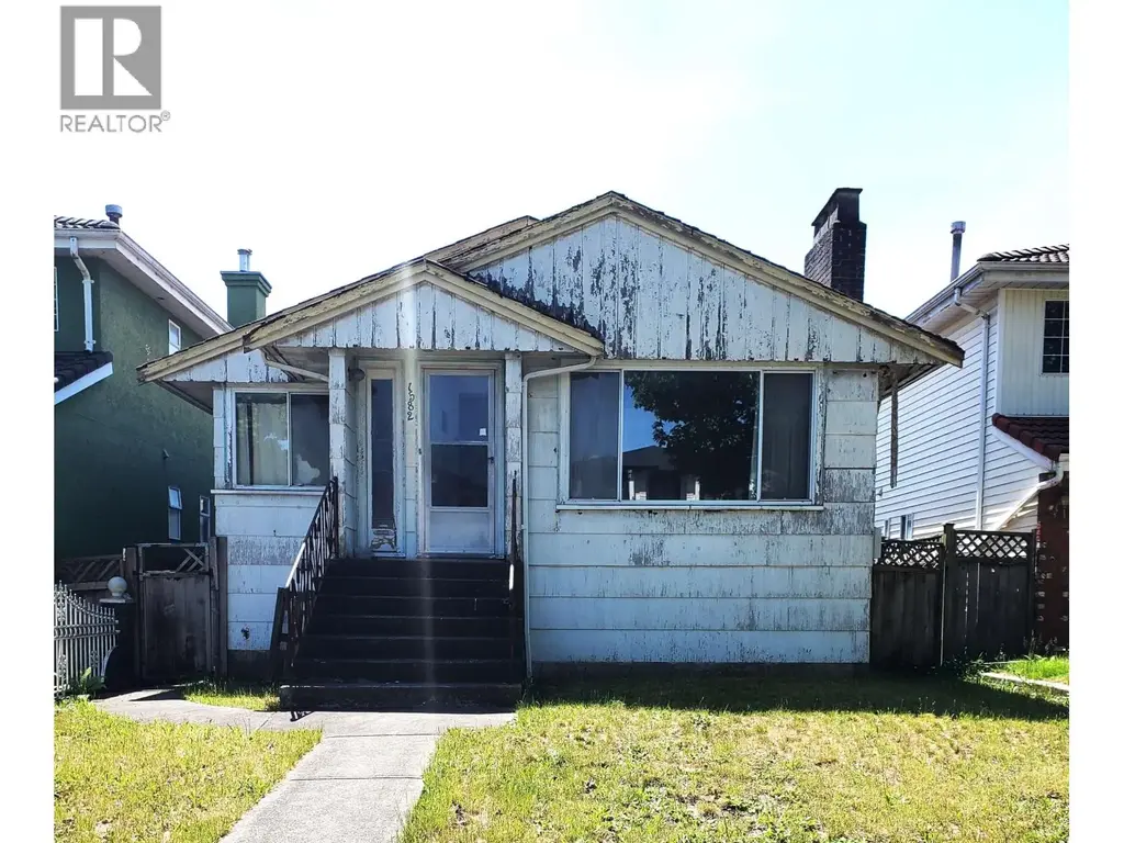 1582 E 49th Avenue, Vancouver