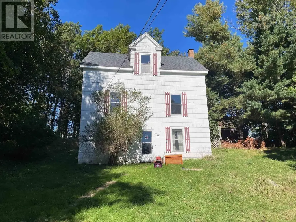 74 Ross Street, Pictou