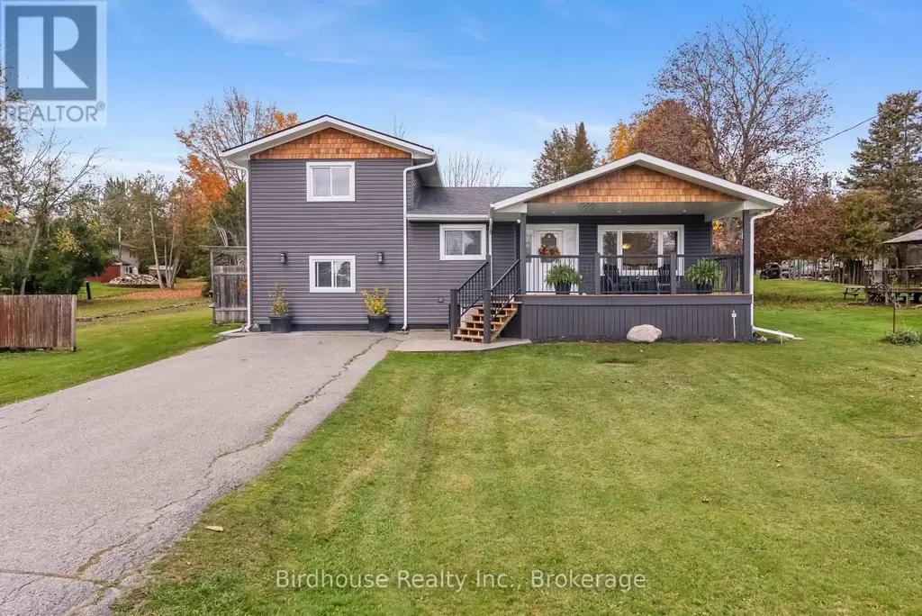 205 Lakeshore Drive, Kawartha Lakes (Bobcaygeon)