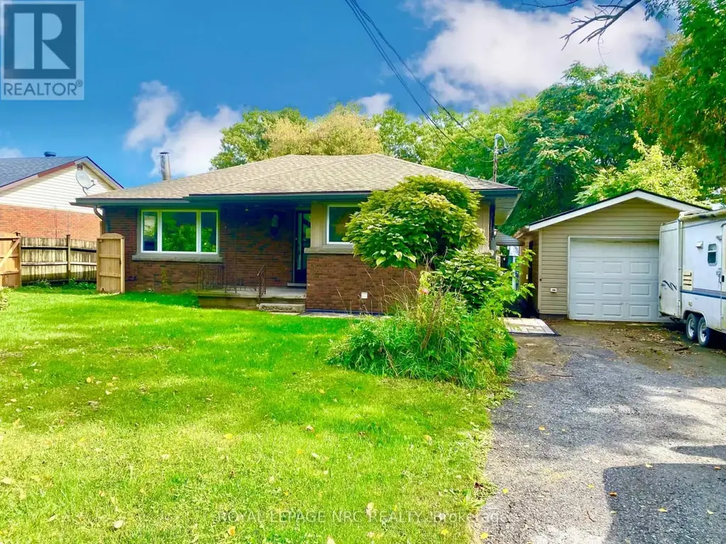 1986 Stanley Av Avenue, Niagara Falls (Church's Lane)