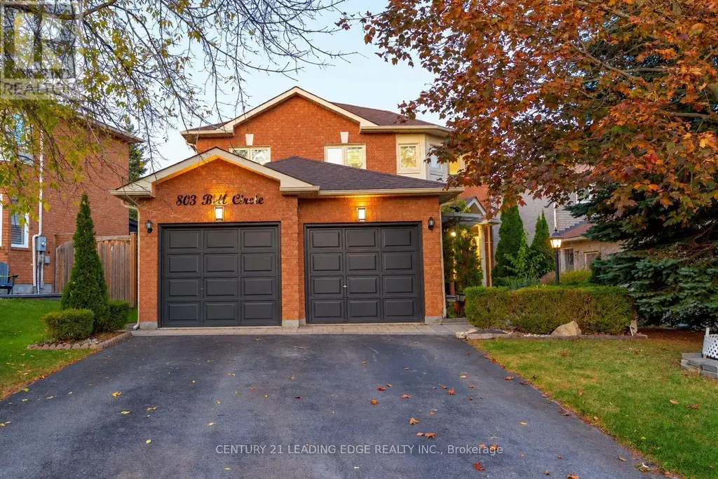 803 Best Circle, Newmarket (Stonehaven-Wyndham)