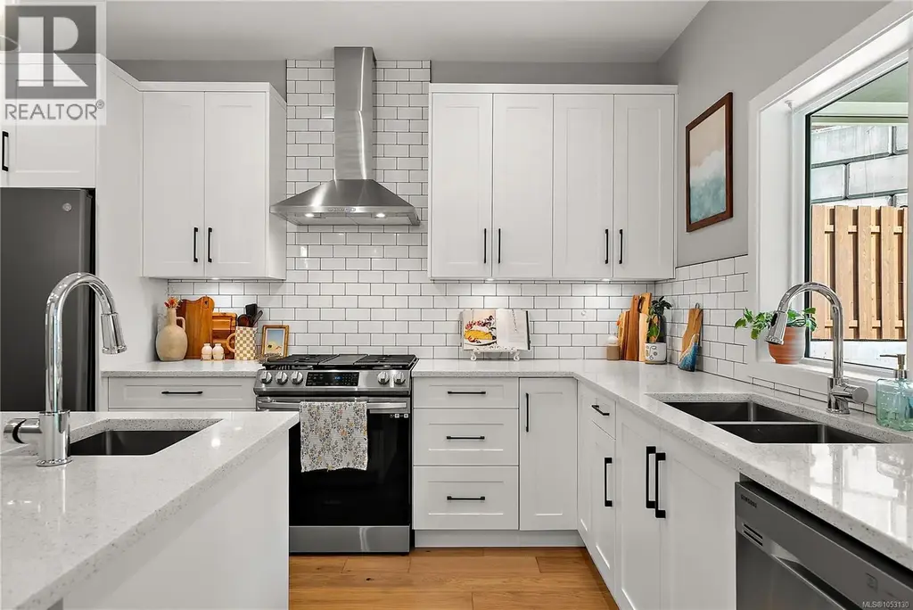 649 Frederic Rd, Langford