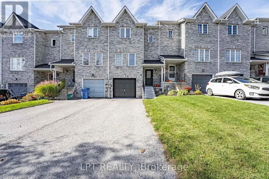 8 Hattie Court, Georgina (Historic Lakeshore Communities)