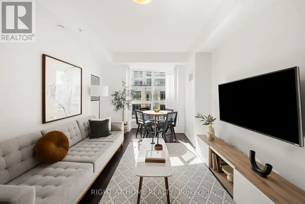 610 - 9201 Yonge Street, Richmond Hill (Langstaff)