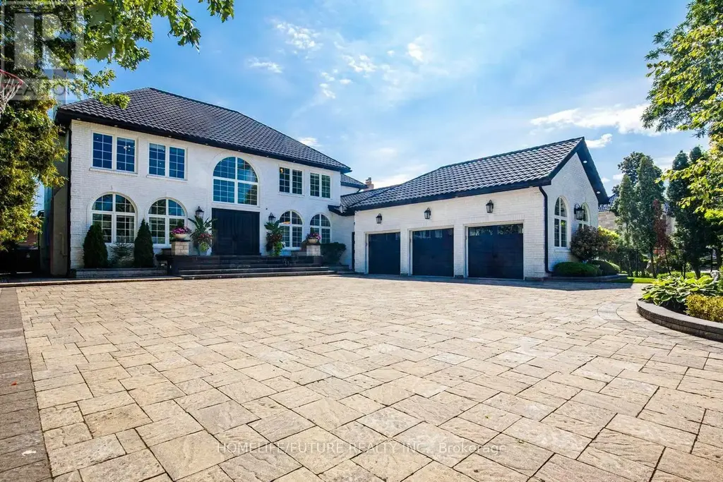 19 Noble Street, Markham (Milliken Mills East)