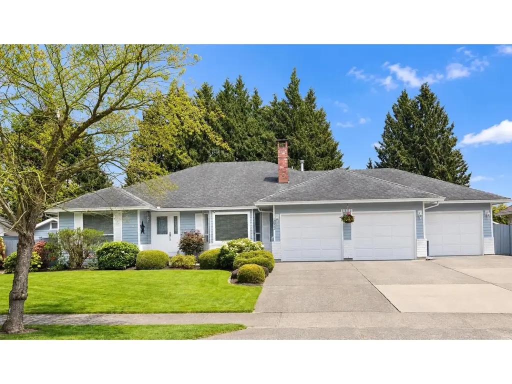 5632 E Sunrise Crescent, Surrey