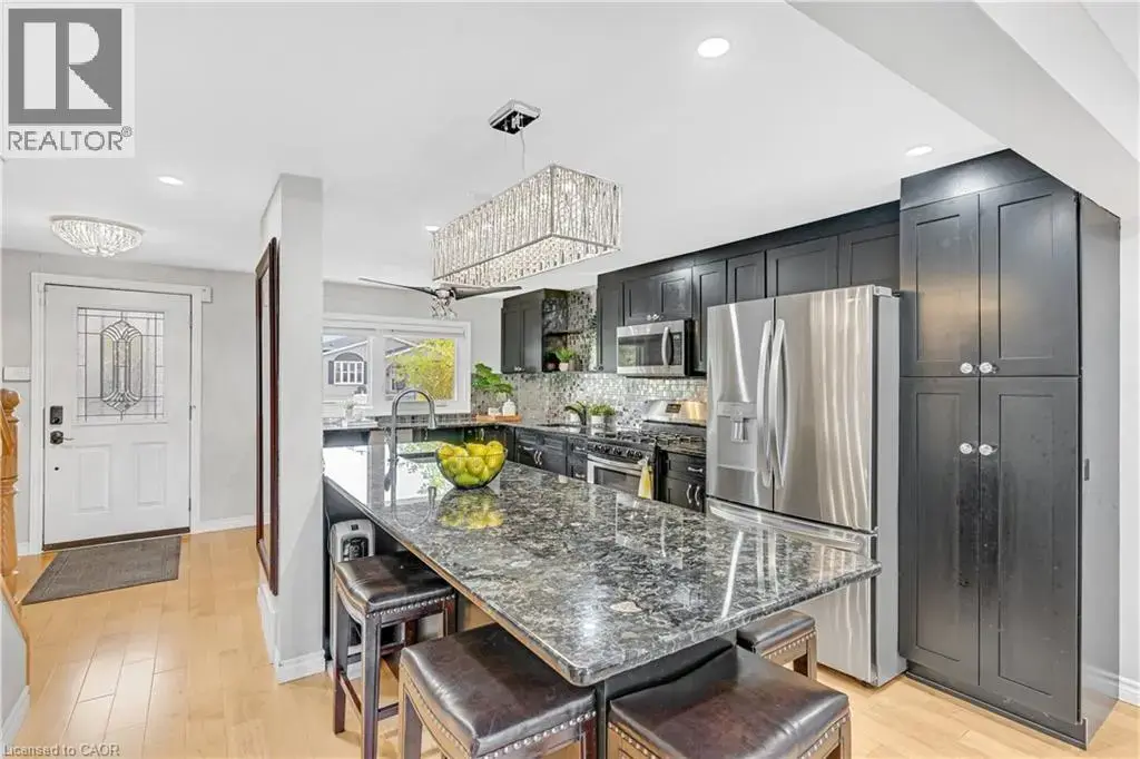 98 Barnicke Drive, Cambridge