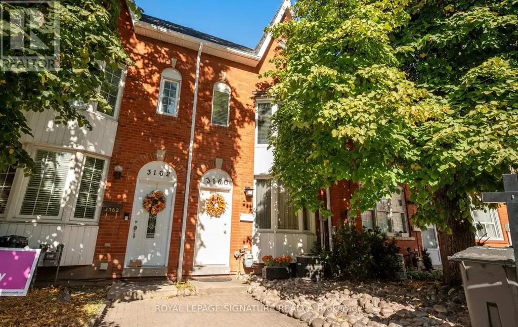 3160 Dundas Street, Toronto (Junction Area)