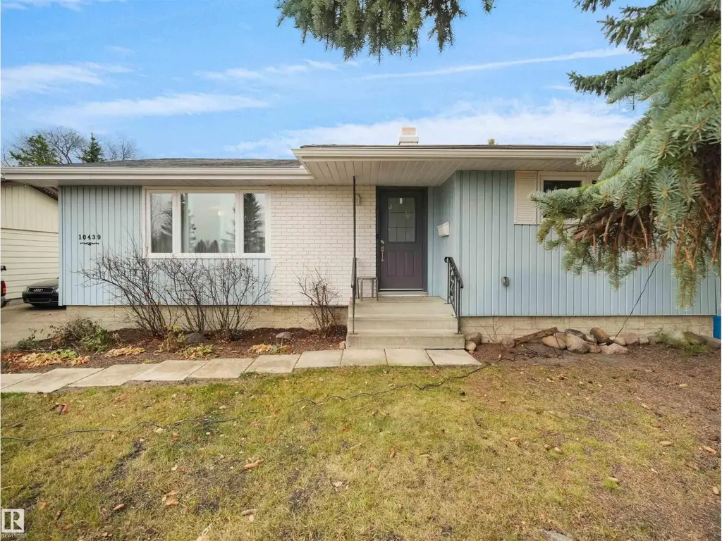 10439 37 Av Nw, Edmonton