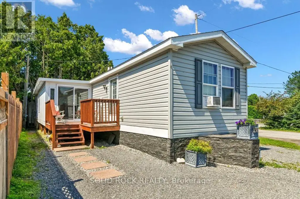 90 - 3535 St. Joseph Boulevard, Ottawa