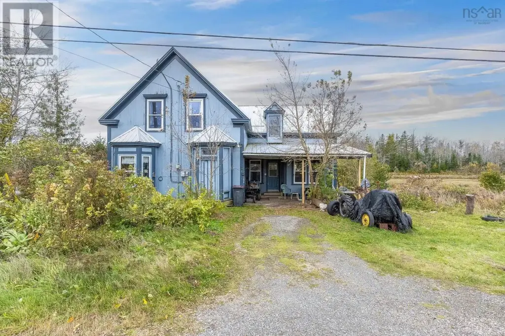 1579 Highway 10, Springfield