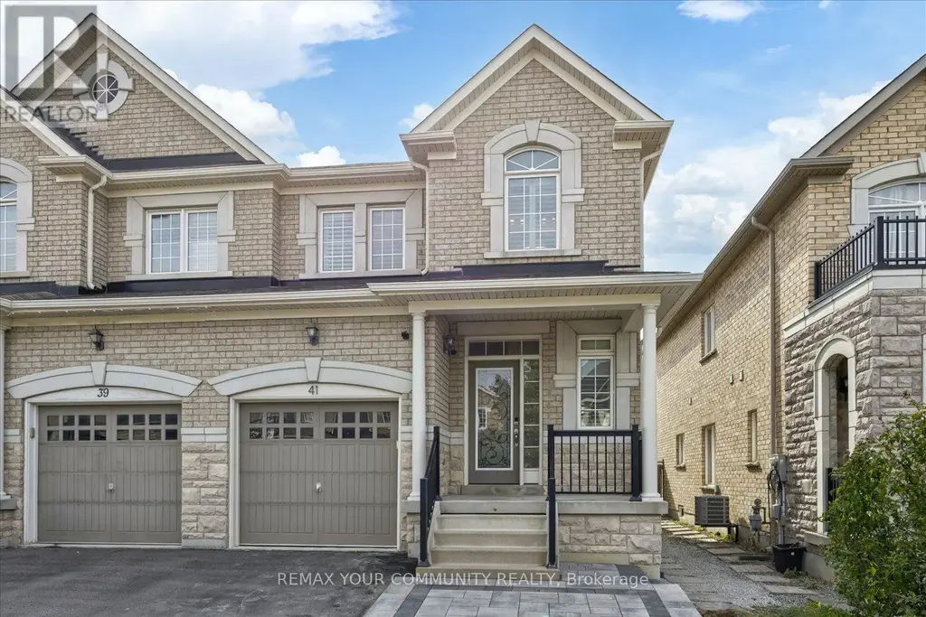41 Lauderdale Drive, Vaughan (Patterson)