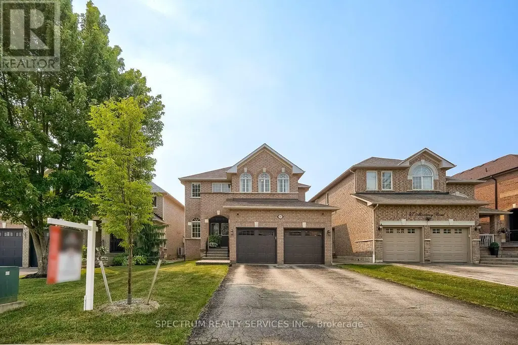 51 Monterey Road, Vaughan (Sonoma Heights)