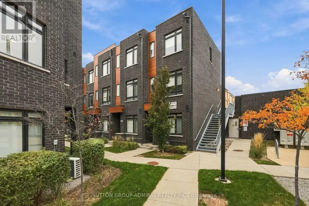 35 - 370 Red Maple Road, Richmond Hill (Langstaff)