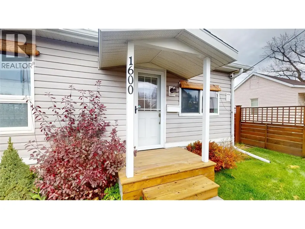 1600 4th Street N, Cranbrook