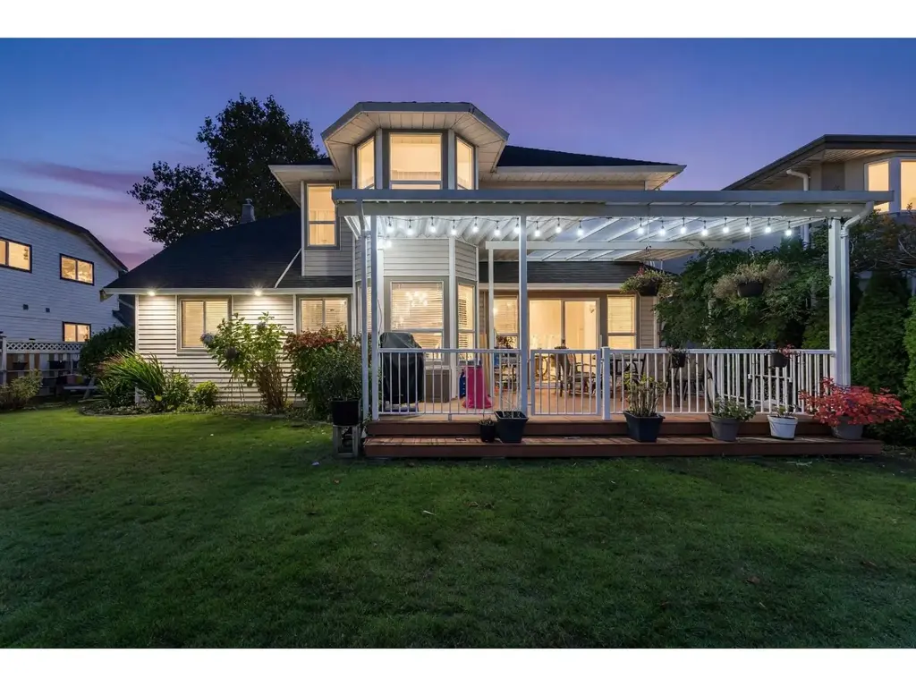 12231 63a Avenue, Surrey