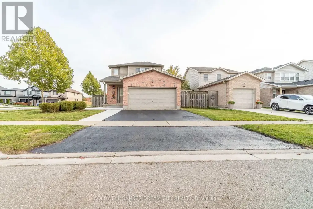 976 Kimball Crescent, London North (North E)