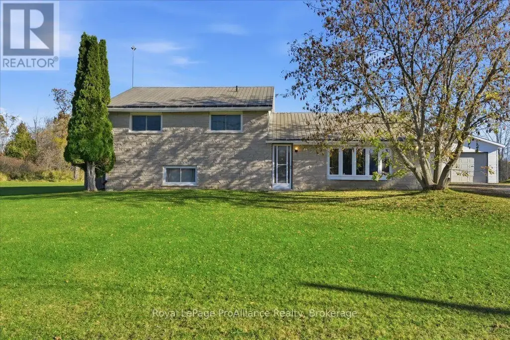 11174a Hwy 62, Centre Hastings