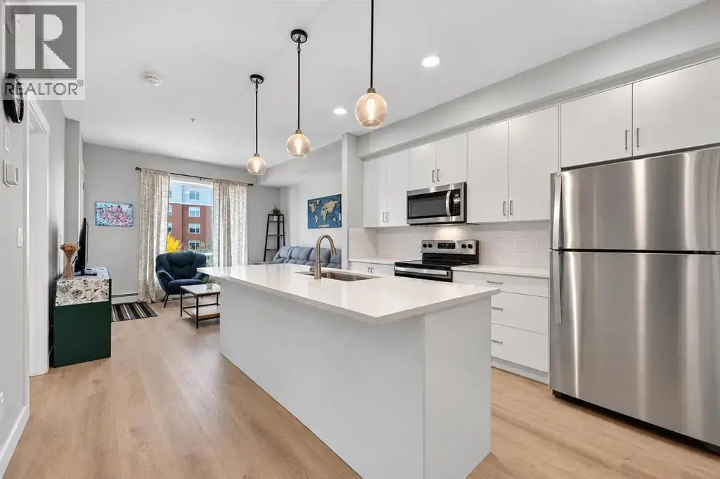 206, 700 Shawnee Square Sw, Calgary