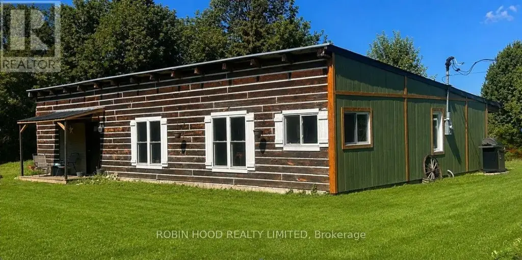 18319 Street Road, South Glengarry
