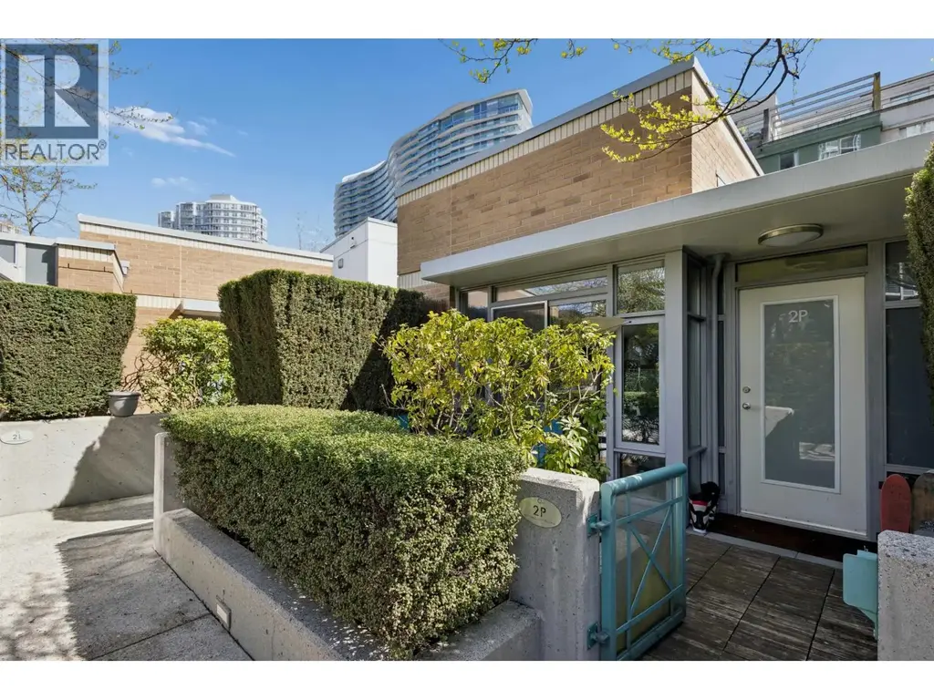 2p 1033 Marinaside Crescent, Vancouver