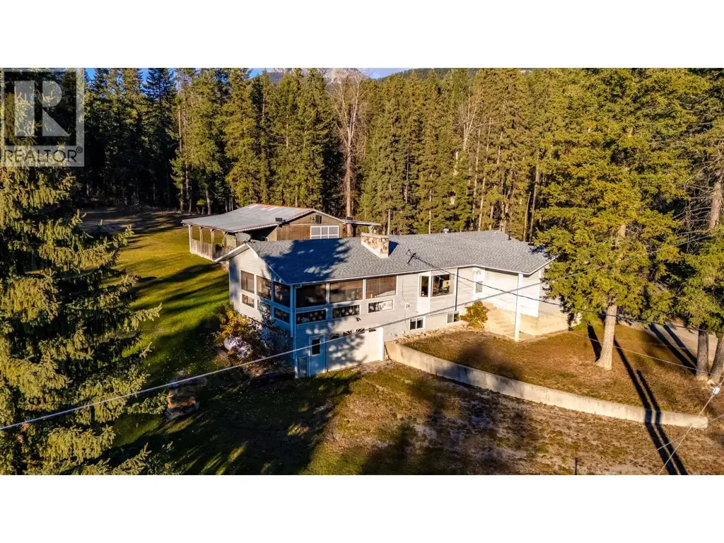 532 Hietala Road, Golden