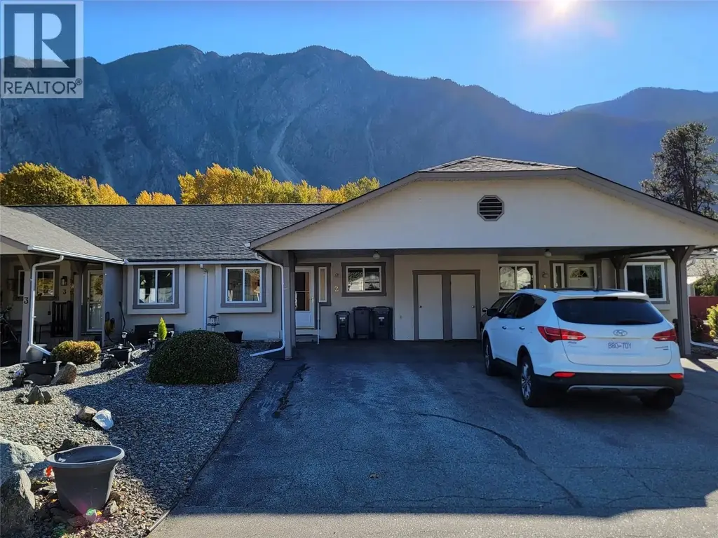 815 11th Avenue Unit# 2, Keremeos