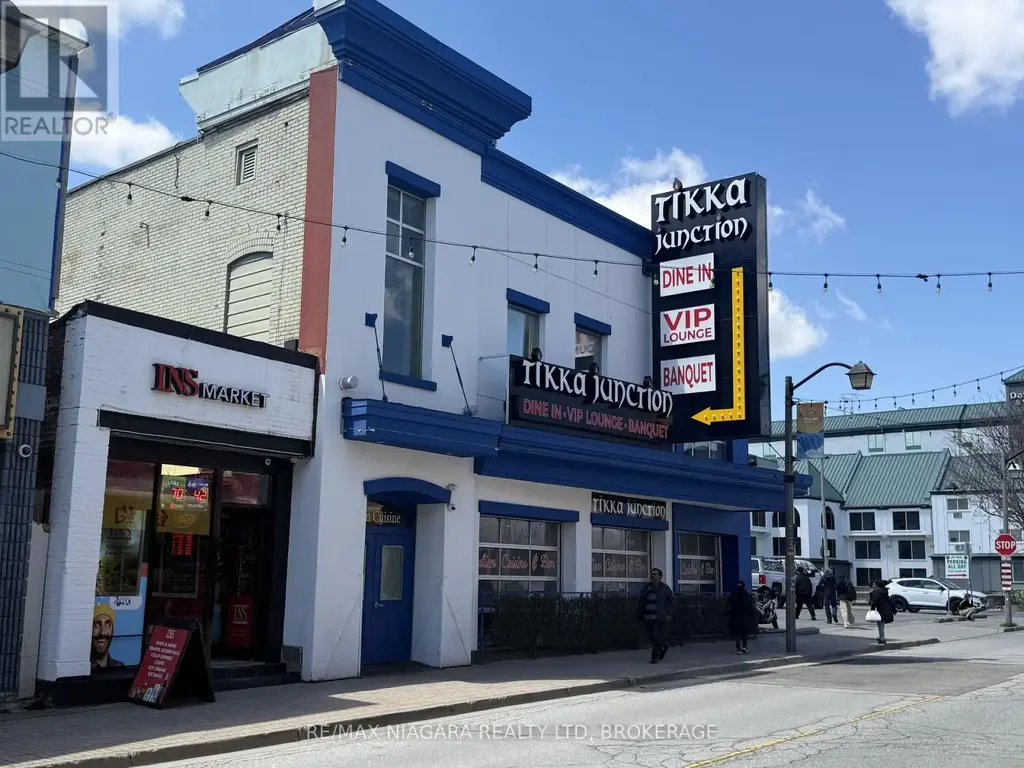 5024 Centre Street, Niagara Falls (Clifton Hill)