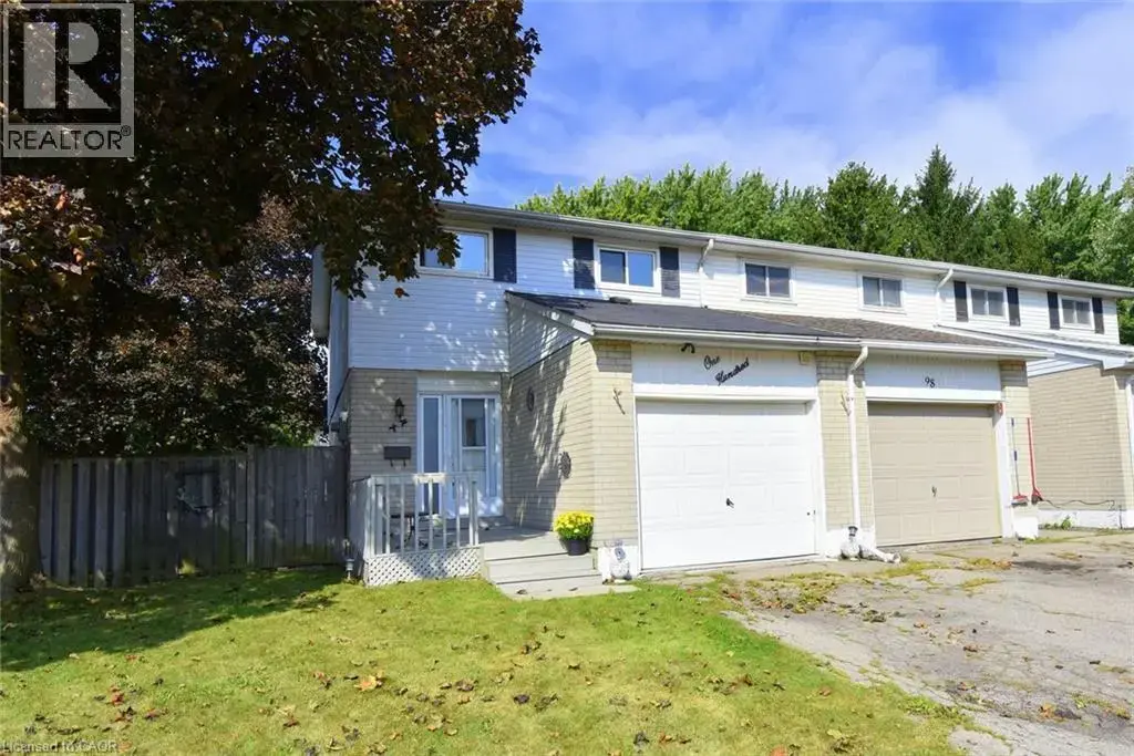 100 Golden Orchard Drive, Hamilton