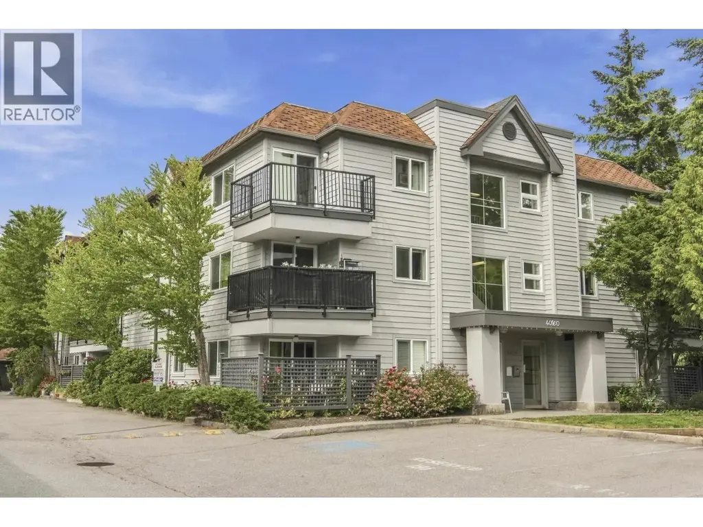 305 40160 Willow Crescent, Squamish