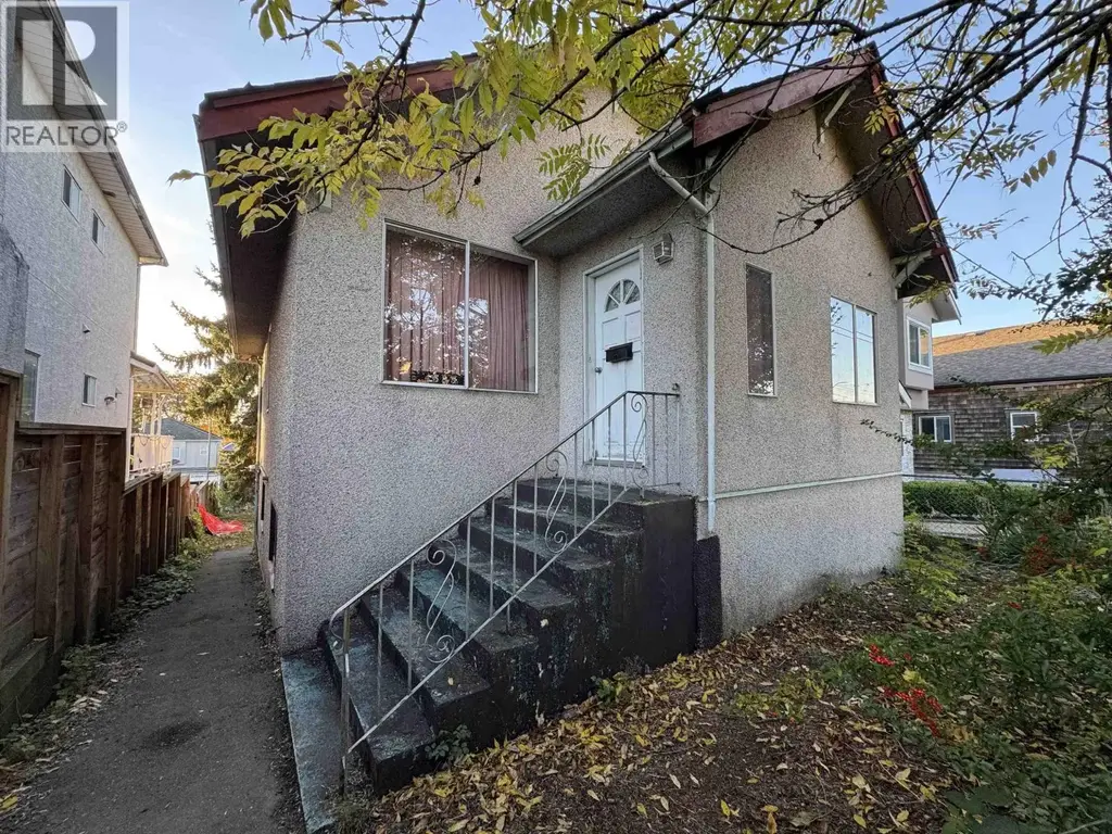 4539 Victoria Drive, Vancouver