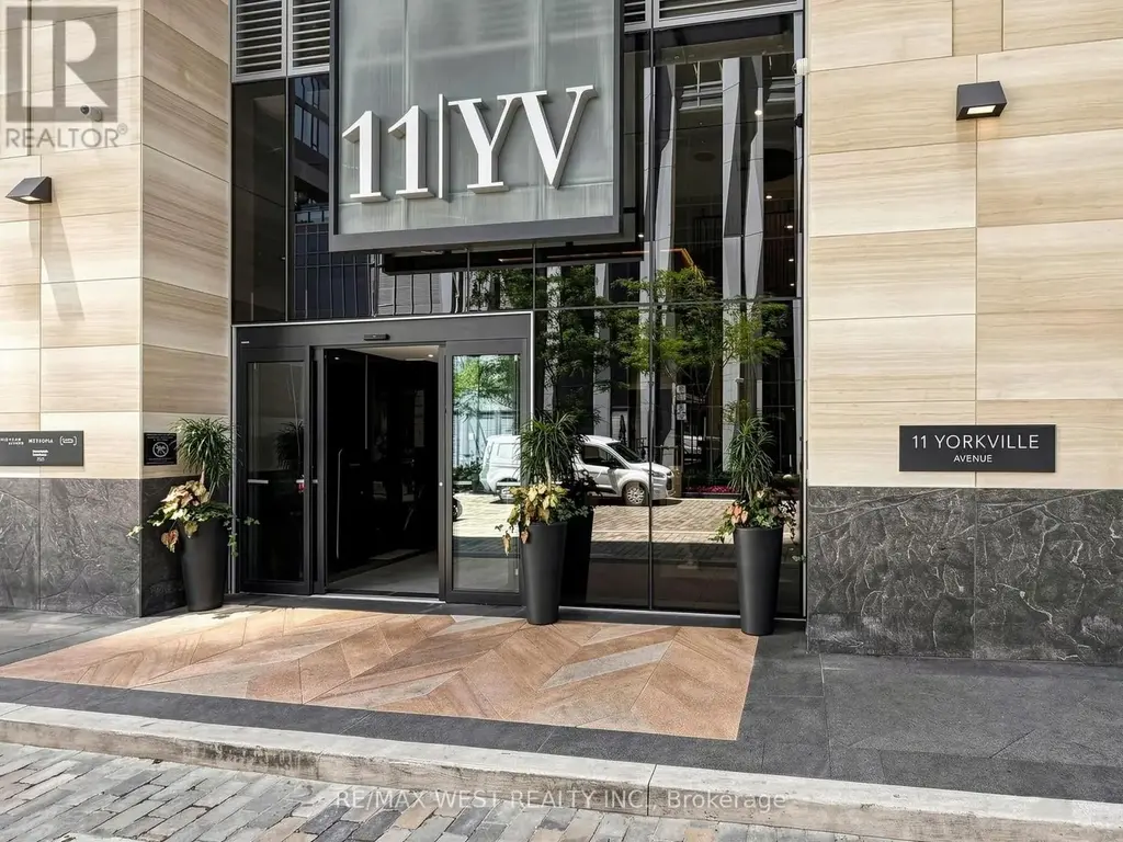1709 - 11 Yorkville Avenue, Toronto (Annex)