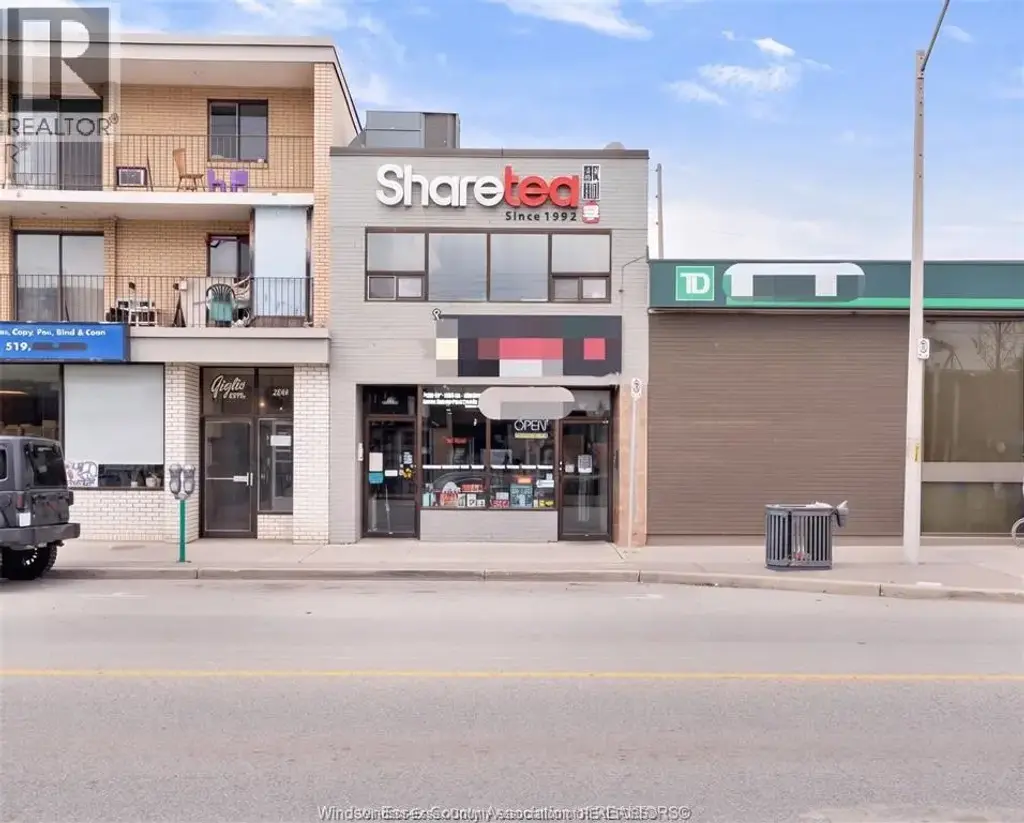 2130 Wyandotte Street, Windsor