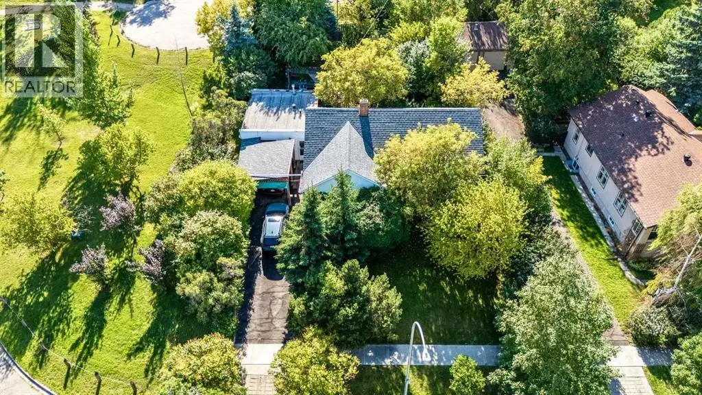 309 Sharon Avenue Sw, Calgary