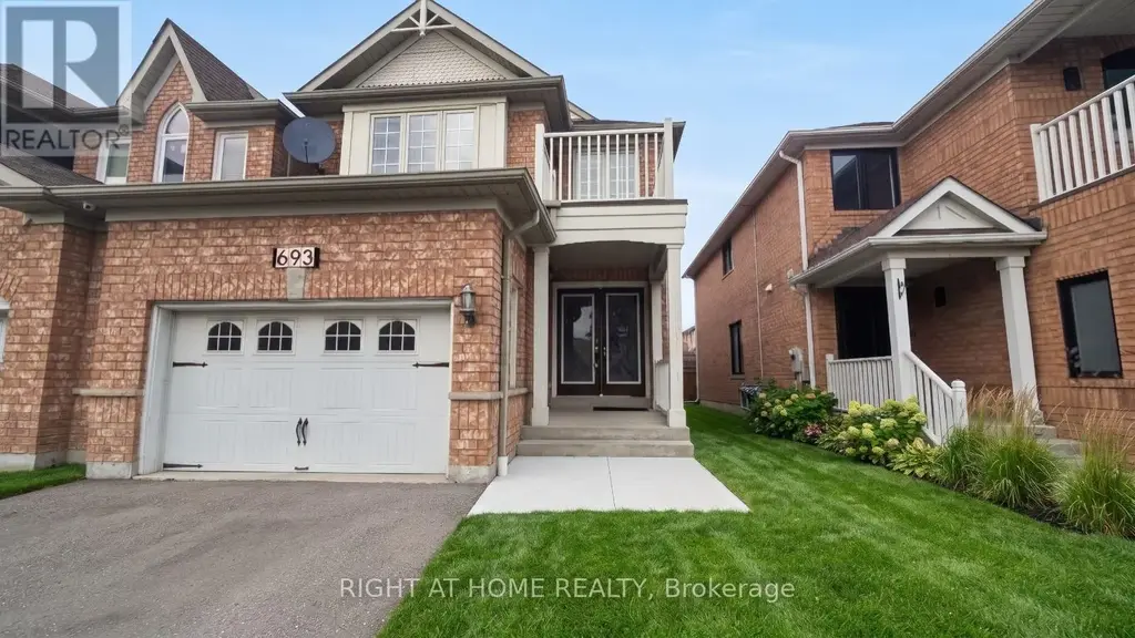 693 Macbeth Heights, Mississauga (Meadowvale Village)