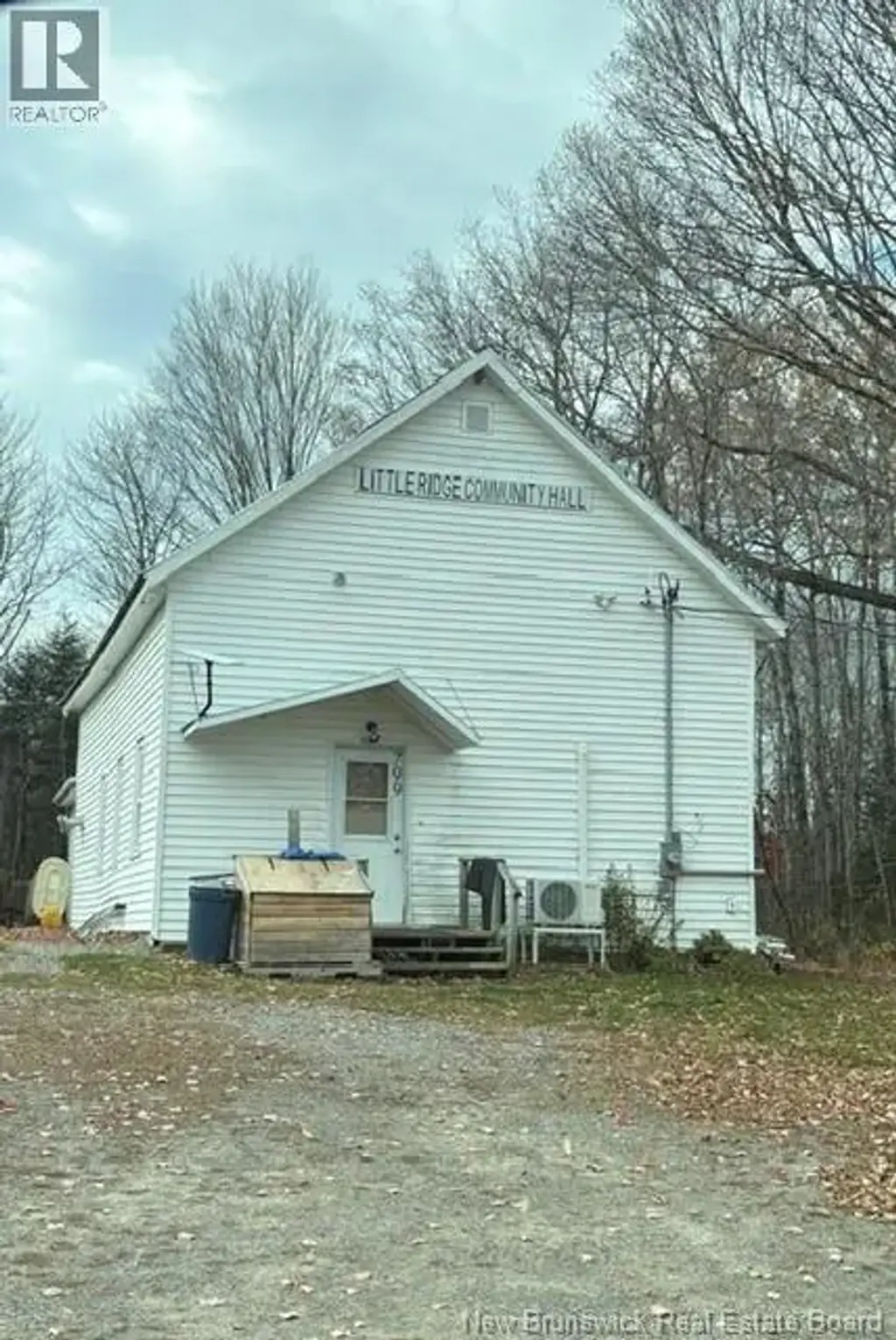 799 Route 725, Little Ridge
