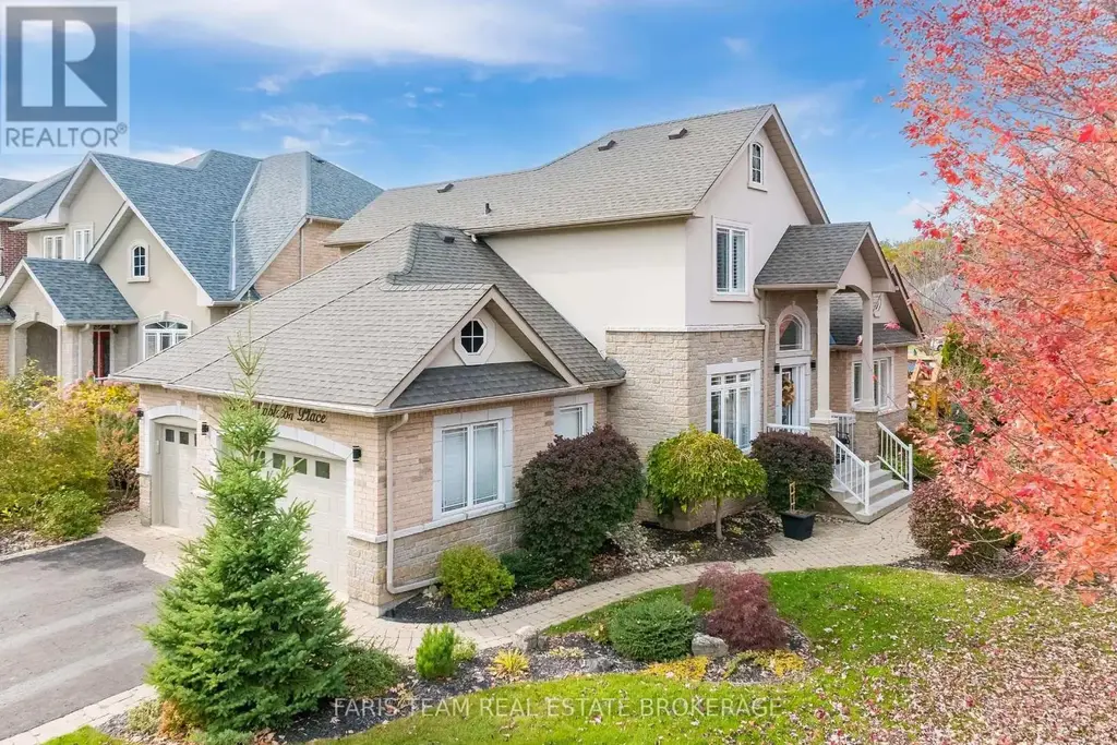 2 Stapleton Place, Barrie (Ardagh)