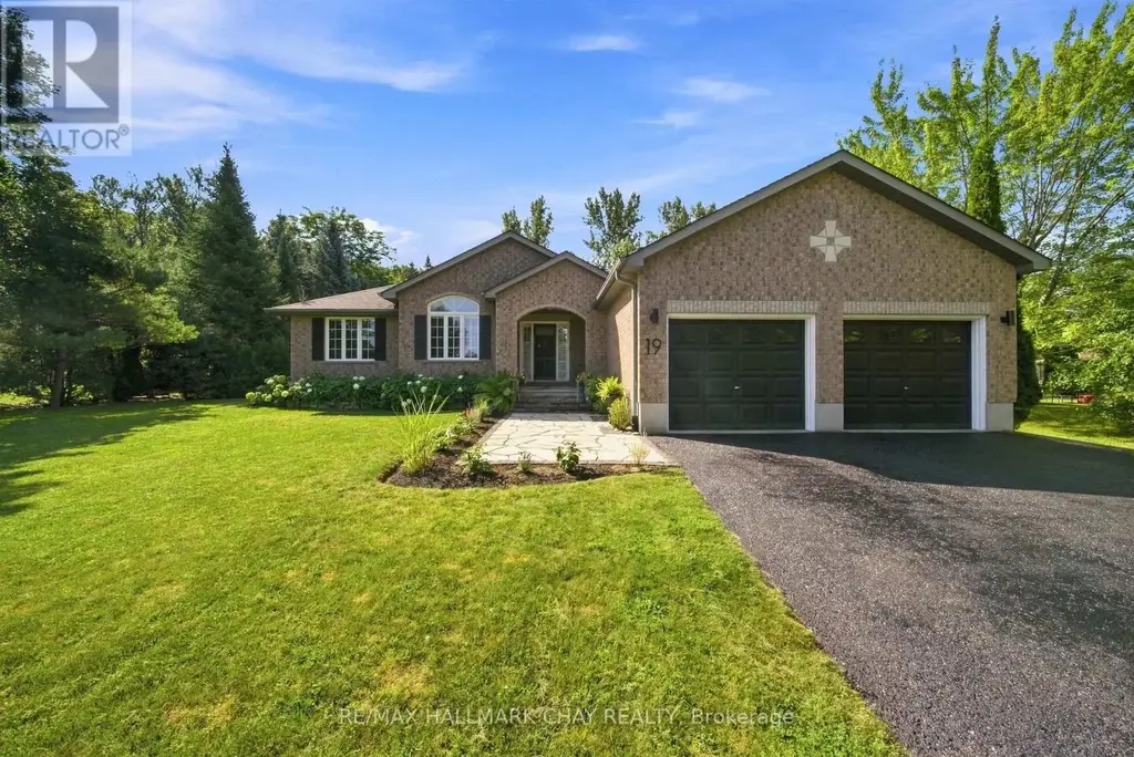 19 Eder Trail, Springwater (Snow Valley)